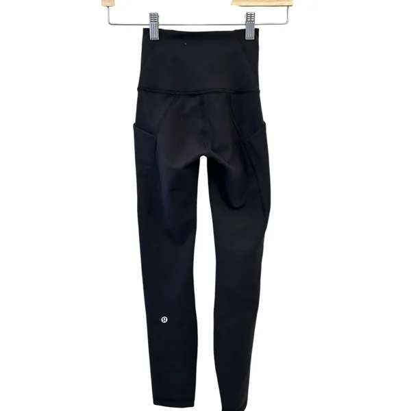 Lululemon Wunder Train High Rise Tight 25" with Pockets Size 0 New Authentic - Image 4