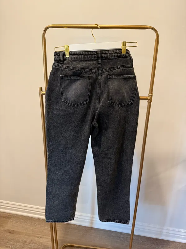 Signature 8 Jeans size Medium  - Image 2