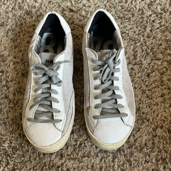 P448 Kids Silver and White Lace-Up Sneakers - Image 2