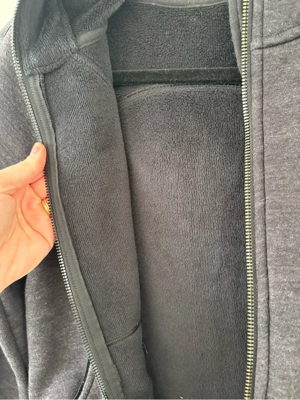 Lululemon Plush Full Zip‎ Scuba Hoodie Size 2 - Image 7