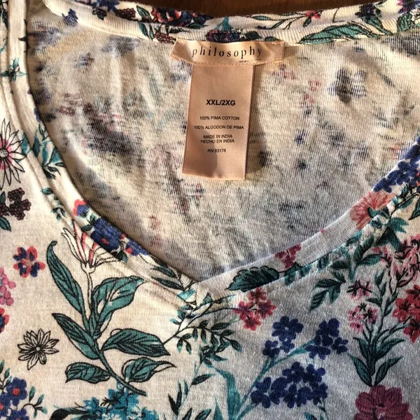 Philosophy Spring or summer airy floral V neck cotton Tee - Image 3