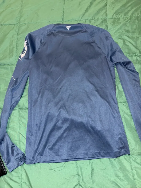 Columbia Long Women’s Sleeve PFG - Image 2