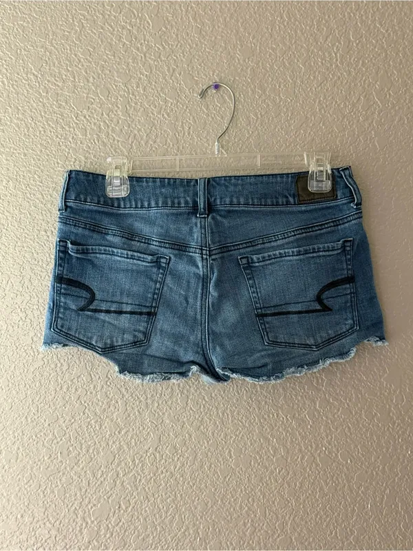 American Eagle Shortie Denim Shorts Sz 10 Low Rise Y2K Distressed Cutoff Raw - Image 6