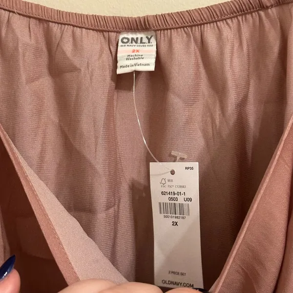 Old Navy Satin Lounge Tank Top in Pink Salt Size 2X NEW WITH TAGS - Image 4