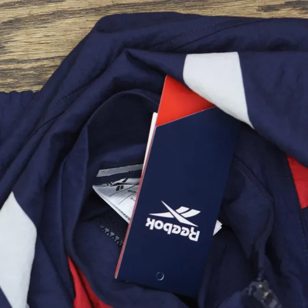 NWT Reebok Womens Pocket Nylon Track Jacket IU0779 Vector Navy Blue S - Image 4