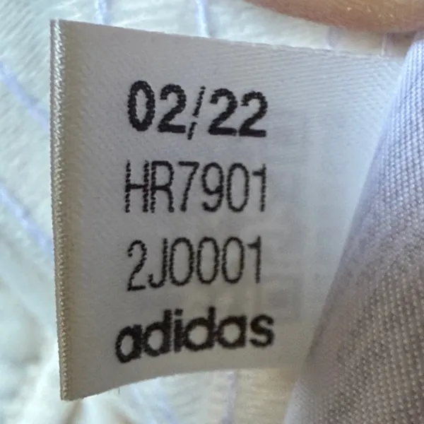 NWOT adidas Cream Track/Jogger Pants with ICONIC Side Stripes Size Medium - Image 6