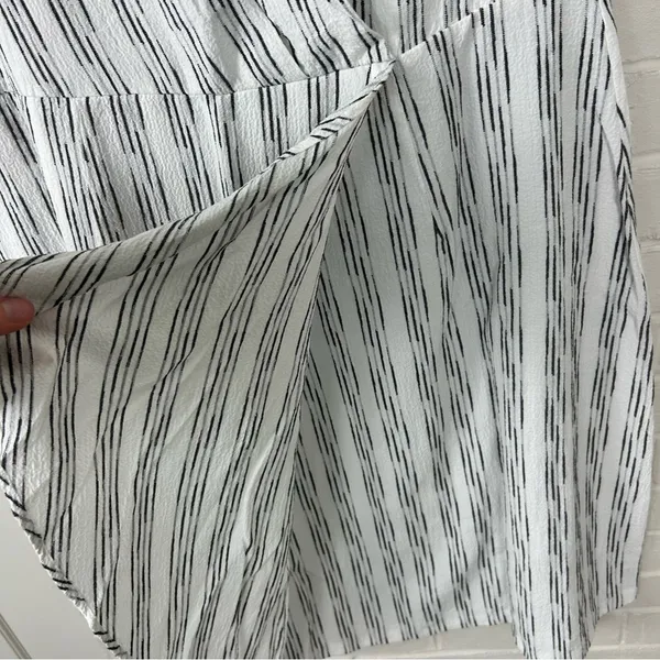 Calvin Klein White & Black Striped Drape Twist Front Dress Size 12 - Image 7