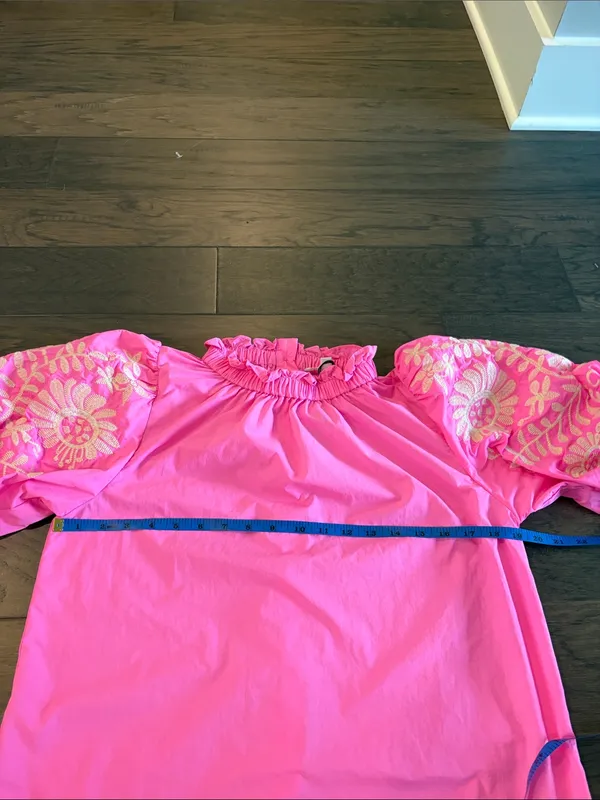 New With Tags THML Embroidered Puff Sleeve Top Sz S - Image 9