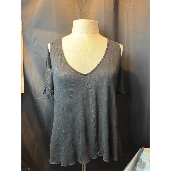 Free People Black Cold Shoulder V-Neck Flutter Sleeve Linen Blend Top Small - Image 3