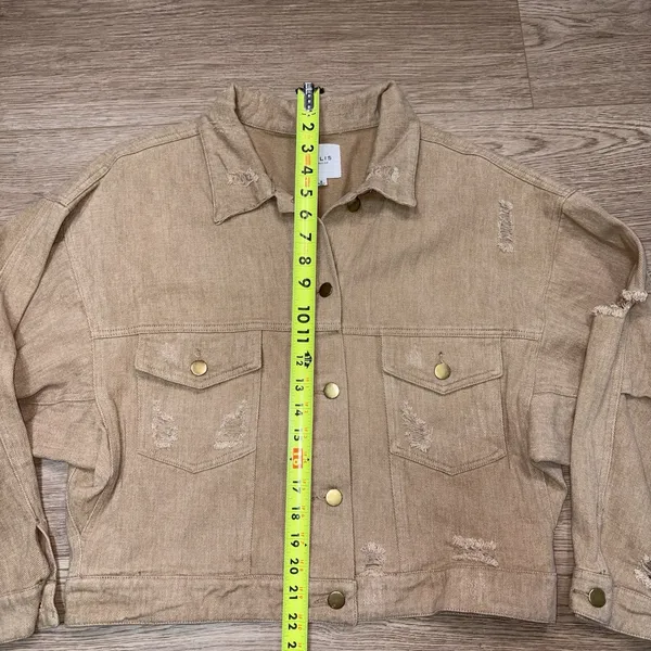 Le Lis Boutique Tan Cropped Jacket Size Small - Image 4