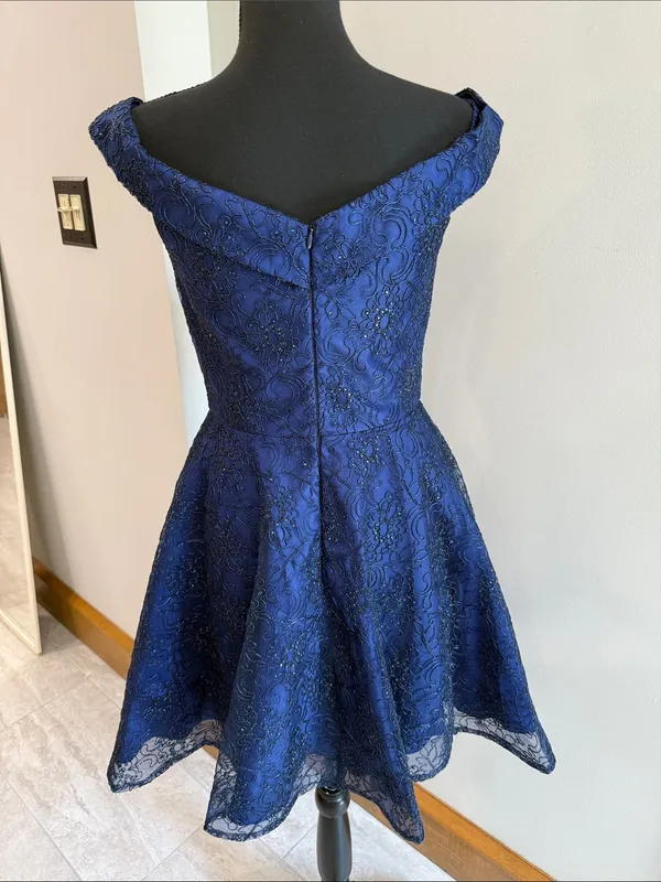 Narianna NWT Navy Blue size S Formal dress with matching shawl - Image 3