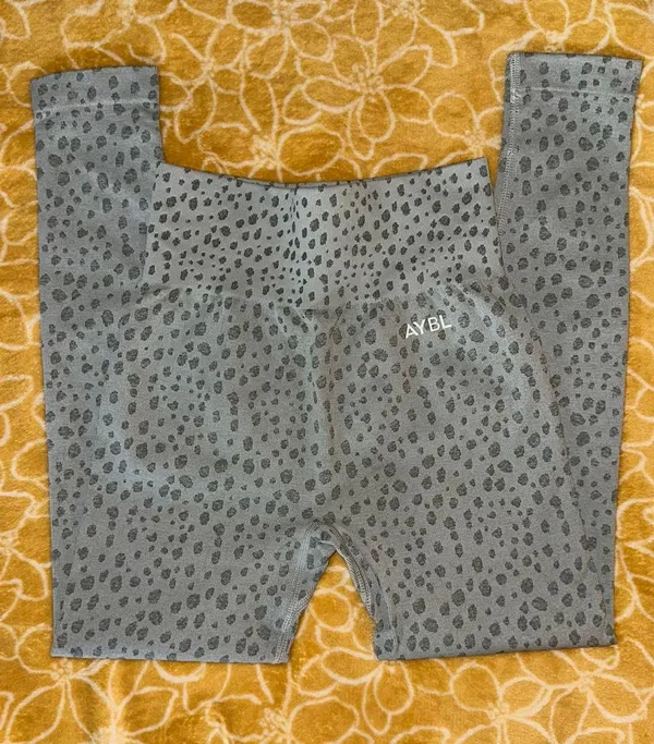 AYBL Seamless Speckle Evolve Leggings Grey - Image 3