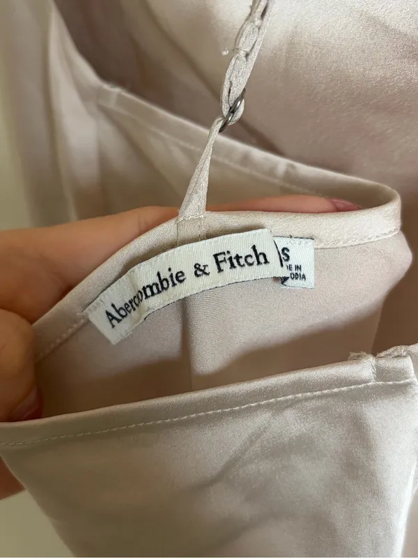 Abercrombie Champagne Satin Bodysuit - Image 5