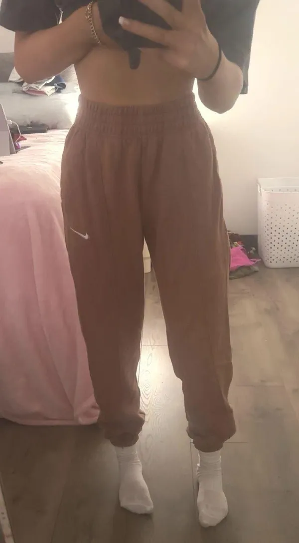 Nike Sweatpants - Image 2
