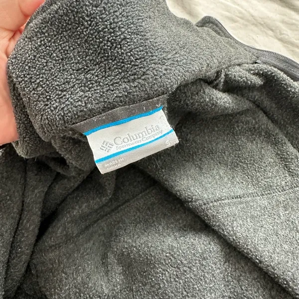 Columbia fleece zip up jacket - Image 4