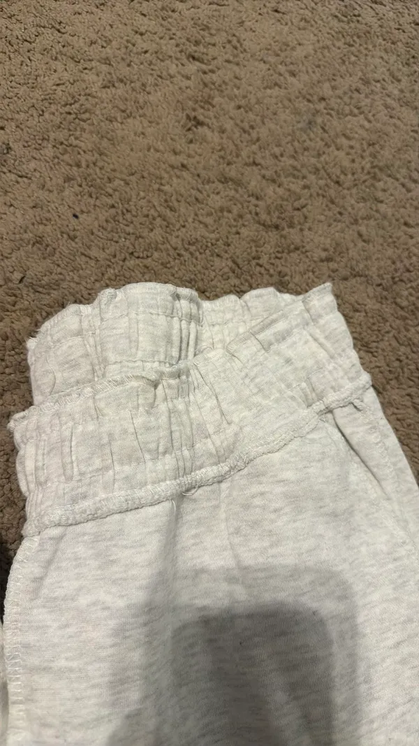 The CUTEST Sweatpants! Gray Size L - Image 3