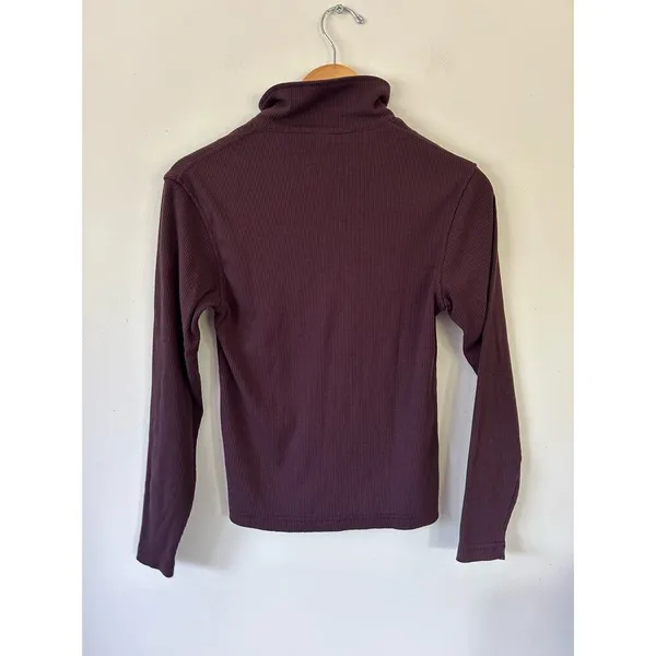 The North Face womens top size S maroon quarter zip ribbed material - Image 3