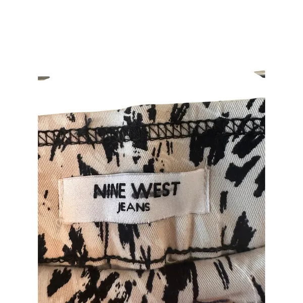 Nine West White Multi Animal Print Capri Pants Women Sz 8 - Image 3