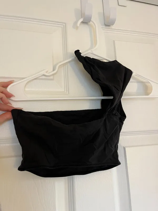 SKIMS Crop Top - Image 3
