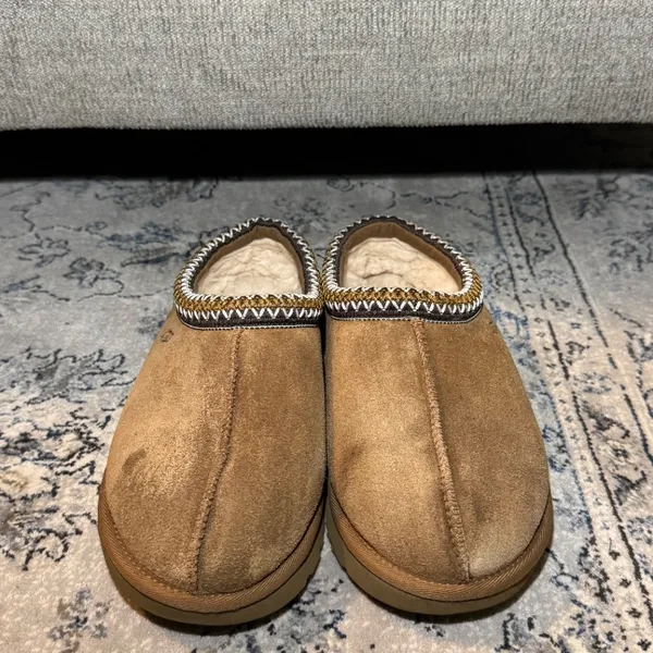 UGG Tasman Slipper Chestnut - Image 4