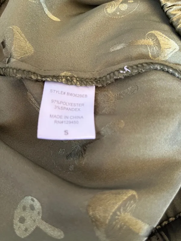 EARTHBOUND Olive Green Satin Joggers with Mushroom print Size Small - Image 5