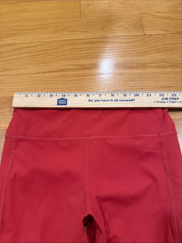 Vuori women’s stride pocket legging size small. - Image 6