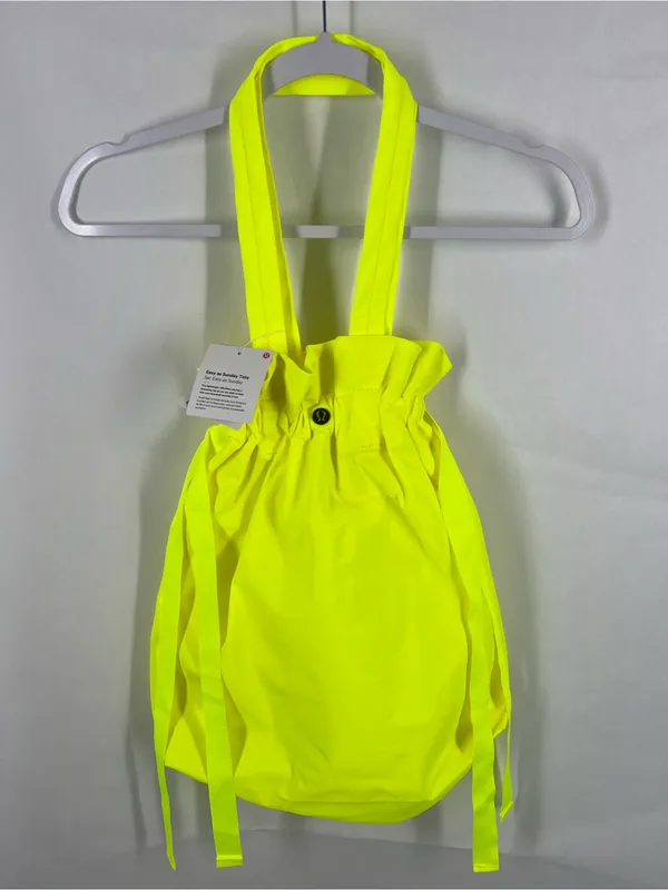 lululemon Easy As Sunday Tote 19L Highlight Yellow Neon NWT - Image 2