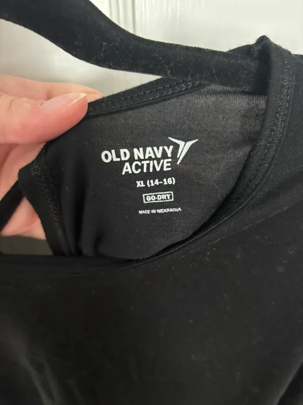 Black  Workout top - Image 3