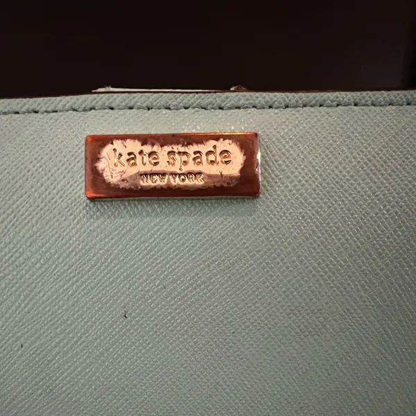 Pre-Loved Kate Spade Dana Large Slim Bifold Wallet - Image 4