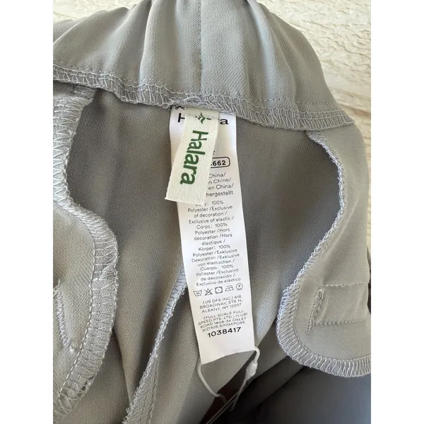 Halara High Waisted Pleated‎ Wide Leg Trousers Grey Athleisure Pants Size Large - Image 4