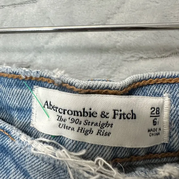 Abercrombie & Fitch Women 90s Straight Ultra High Rise Jeans 28/6 Retro‎ - Image 4
