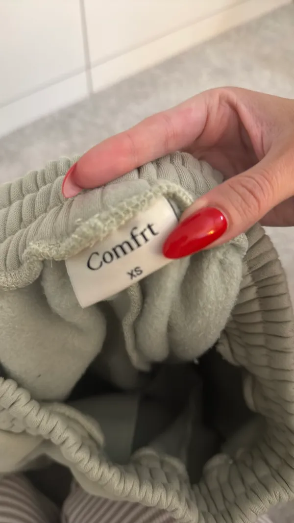 comfrt sweatpants - Image 3