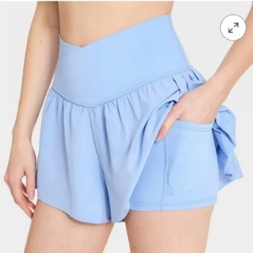 JoyLab Women's Size Medium Pleated Side Woven Shorts Periwinkle Blue Pockets - Image 3