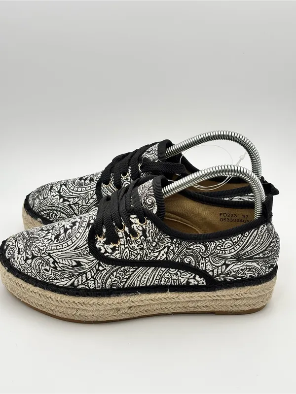 Catisa Black & White Paisley Espadrille Lace-Up Flats Size 37 / US 6.5 - Image 6