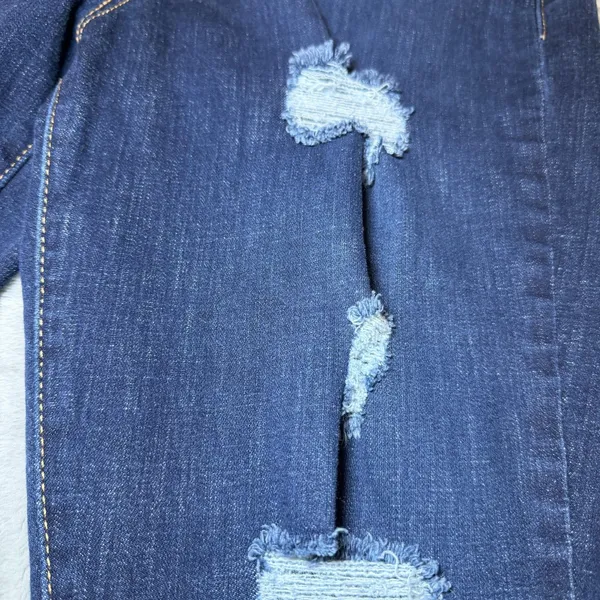 Levis 311 Womens Size 32x30 Shaping Skinny Jeans Distressed Dark Wash Stretch - Image 15