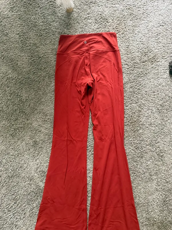 Lululemon Align High-Rise flare leggings - Image 3