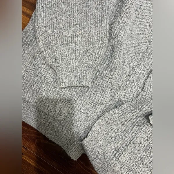 Daytrip Sweater Grey - Image 4