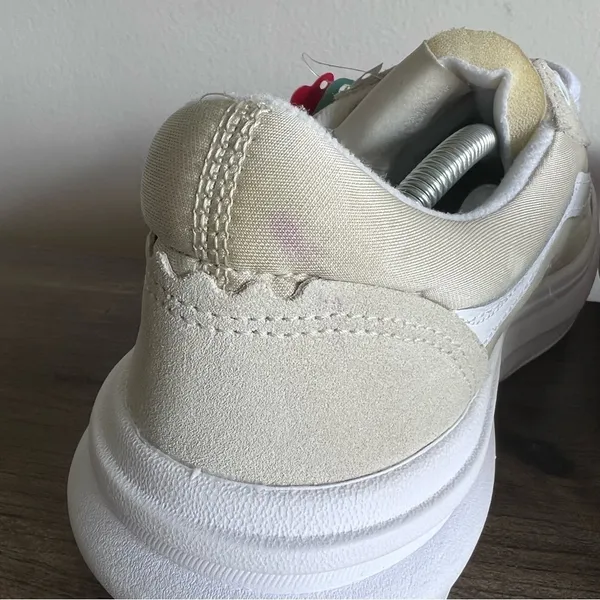 Vans Old Skool Overt ComfortCush Unisex Shoe Size 9 #415 - Image 8