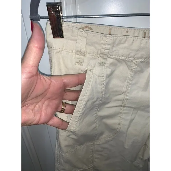 Calvin Klein Women's Beige Cargo Capri Pants Size 4 Casual‎ - Image 4
