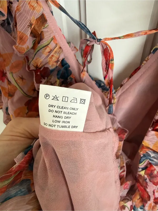 Few Moda Floral Cold Shoulder‎ Ruffle Romper Pink Size Medium - Image 7