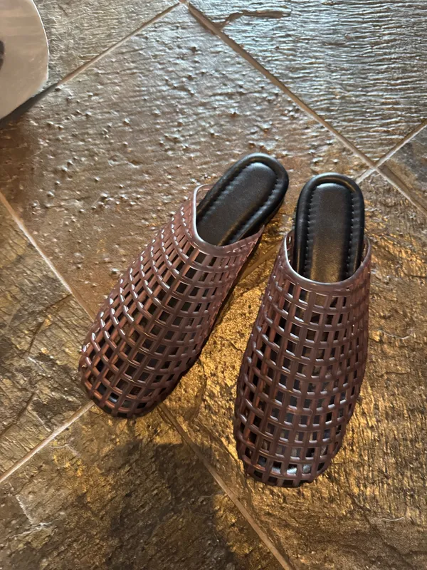 Jelly flats slides size 10 - Image 3