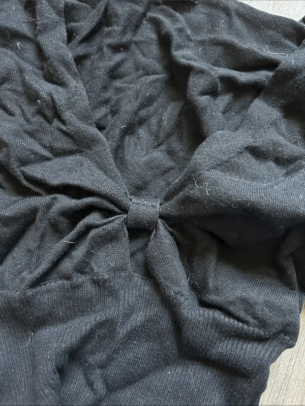 NBD Black Twist-Front Long-Sleeve Crop Top - Image 3