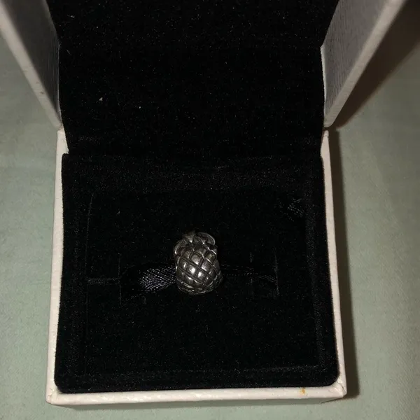 Pandora Pineapple charm - Image 2