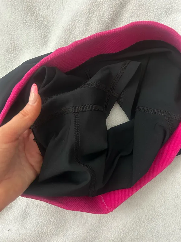 Black Nike Pros With Pink Band - Image 5