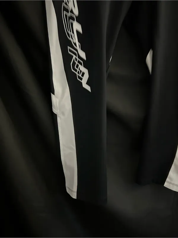 Under Armour Black and White Performance Compression Leggings MD - Image 6