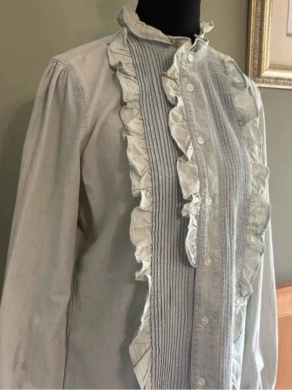 Ralph Lauren RUFFLE-TRIM CHAMBRAY Button Up Cotton SHIRT in light denim - Image 3