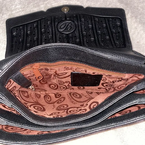 Brighton Elegant Black Shoulder Bag - Image 5