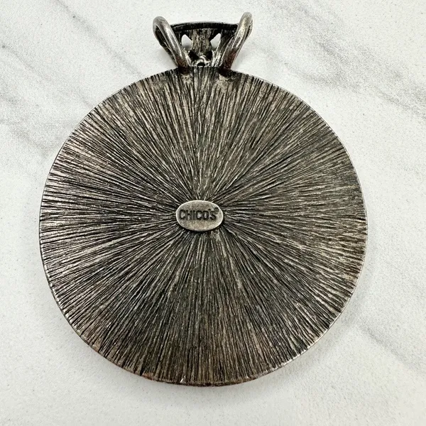 Chico's Vintage Illustrated Round Pendant ✨ - Image 9