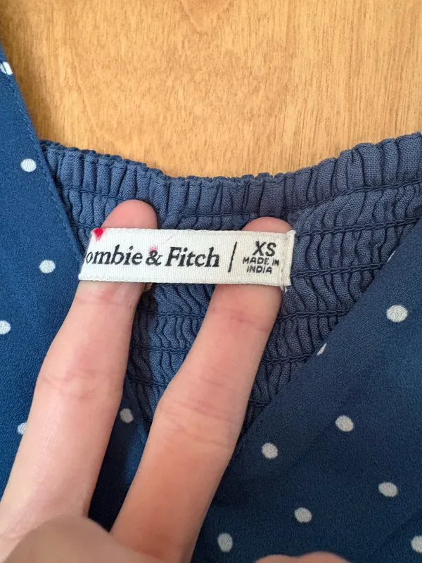 Abercrombie Blue Polkadot Dress - Image 5