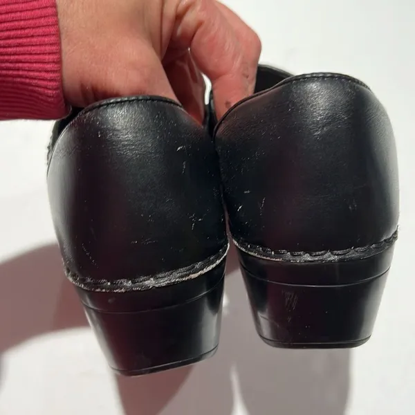 Dansko Black‎ Leather Slip On Clogs Size 38/7.5-8. B62 - Image 5
